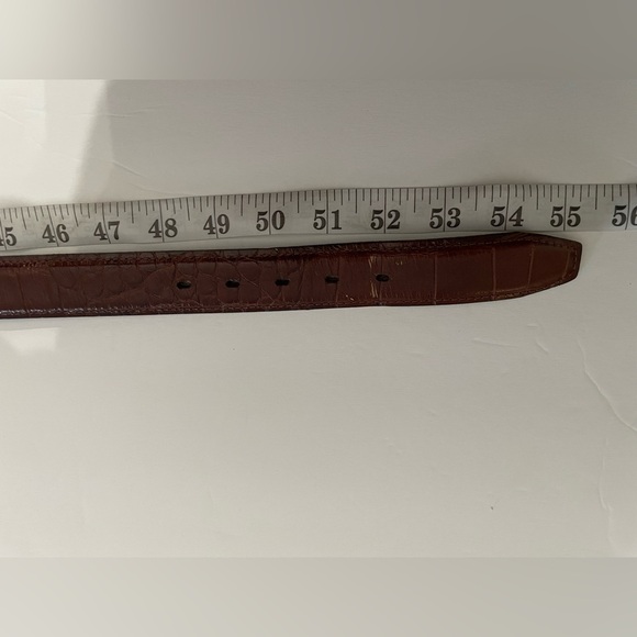 Mens Leather Belt Brown Size 50’ Top Grain Croc Print Solid Brass Hardware EUC - Picture 3 of 8
